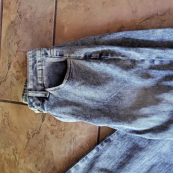 Shein Frenchy Jeans - Picture 6 of 8